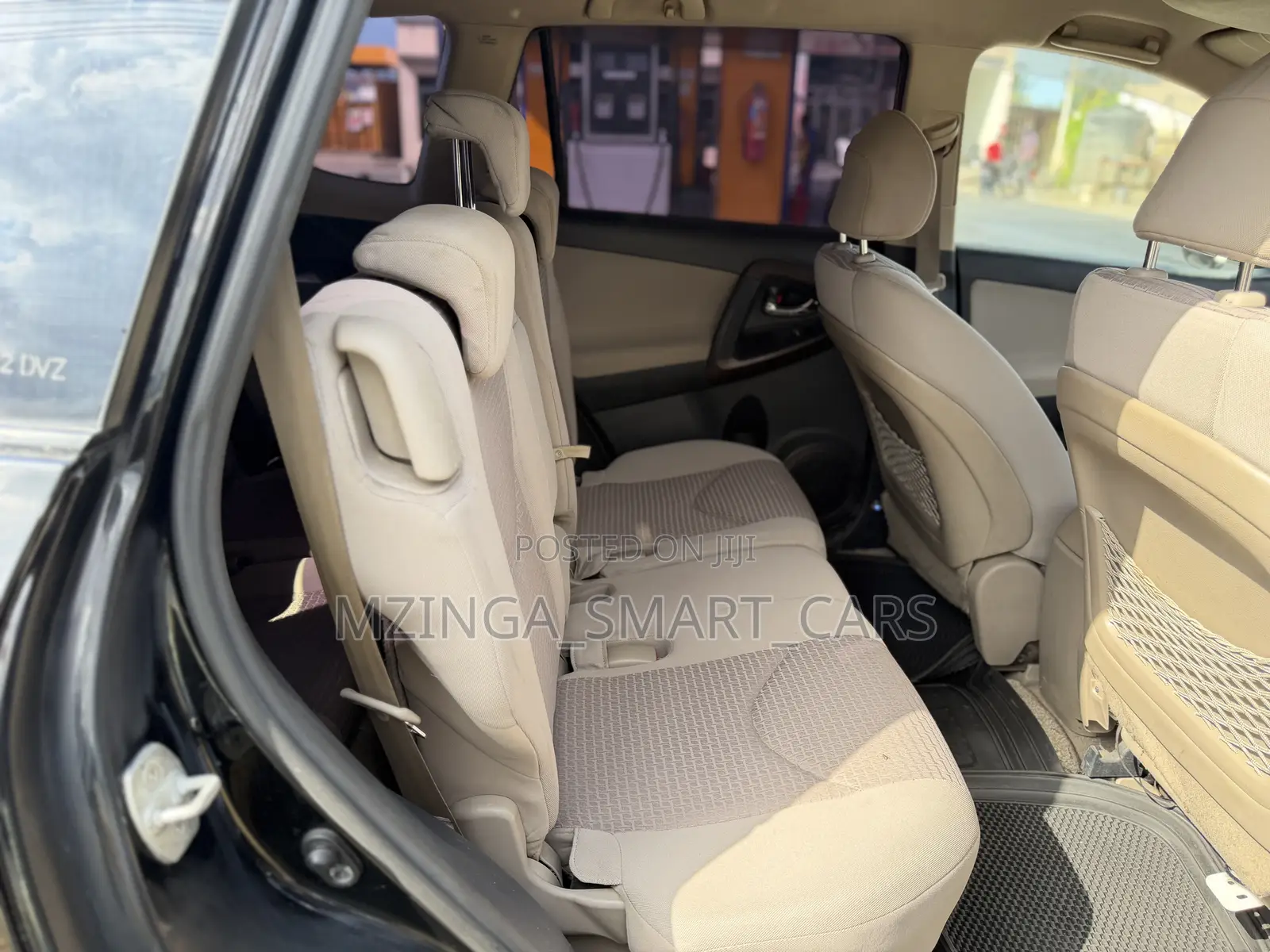 Toyota Vanguard 2010 Black
