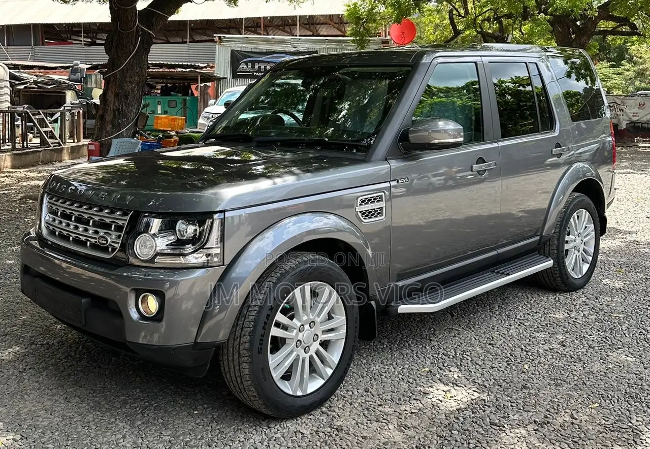 Land Rover Discovery 2016 Gray
