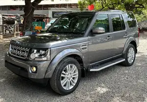 Land Rover Discovery 2016 Gray