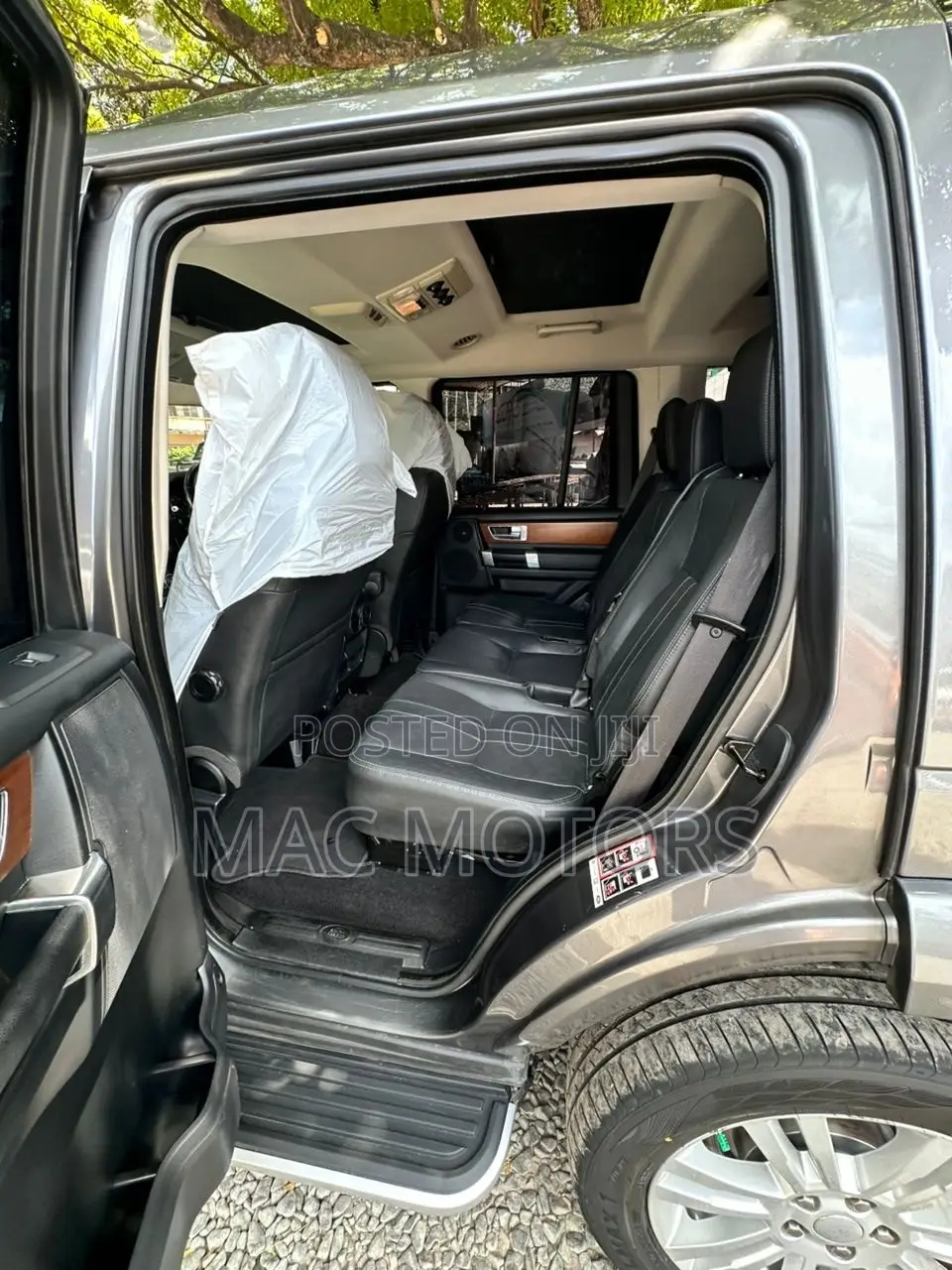 Land Rover Discovery 2016 Gray