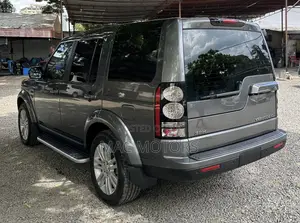 Land Rover Discovery 2016 Gray