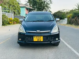 Toyota Wish 2004 Blue