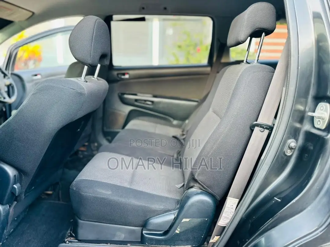 Toyota Wish 2004 Blue