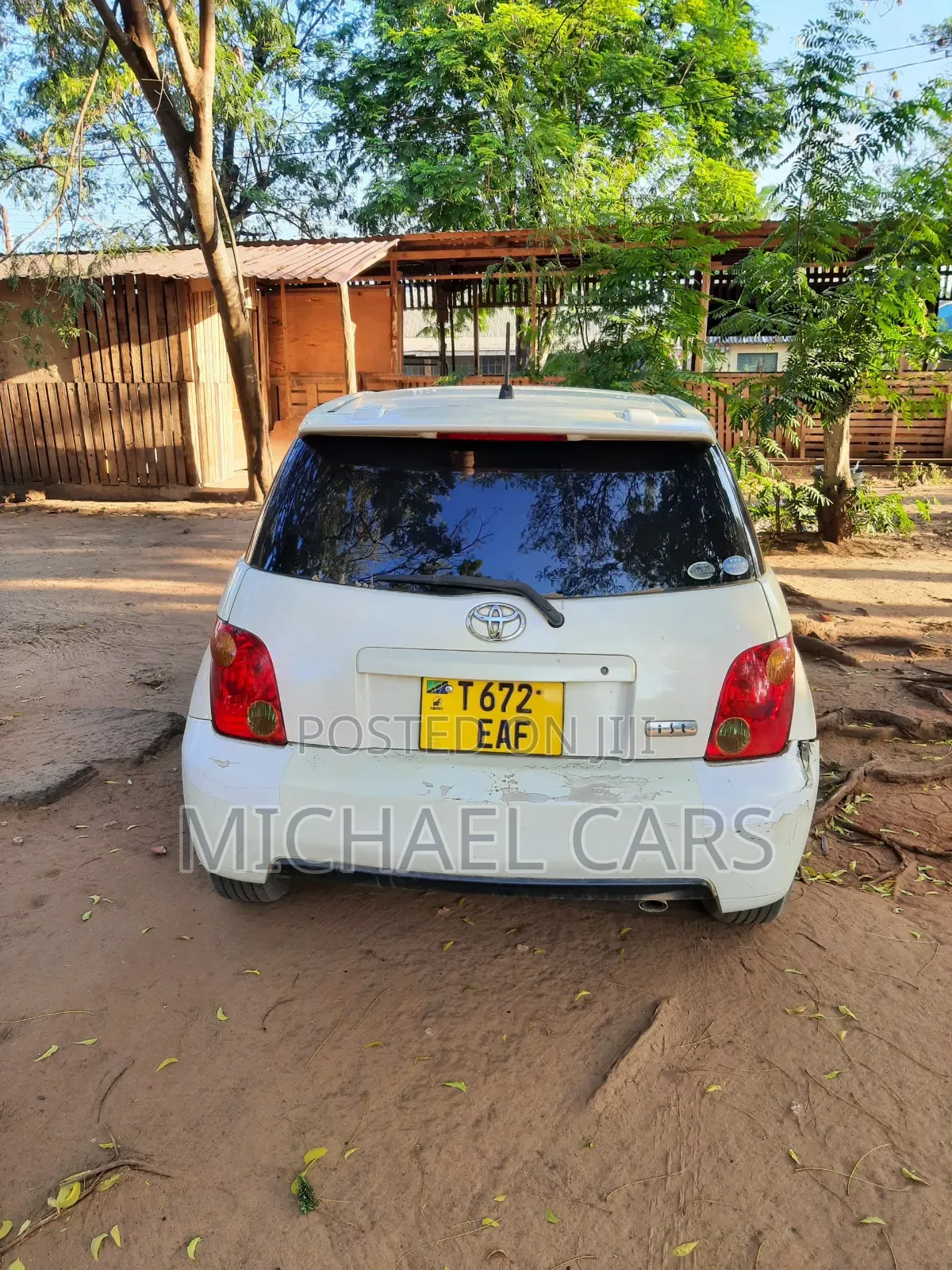 Toyota IST 2004 White