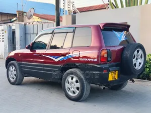 Toyota RAV4 Base 4x4 1999 Maroon