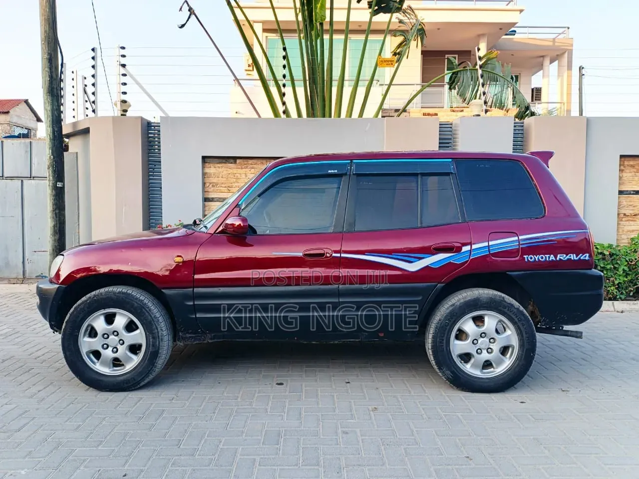 Toyota RAV4 Base 4x4 1999 Maroon