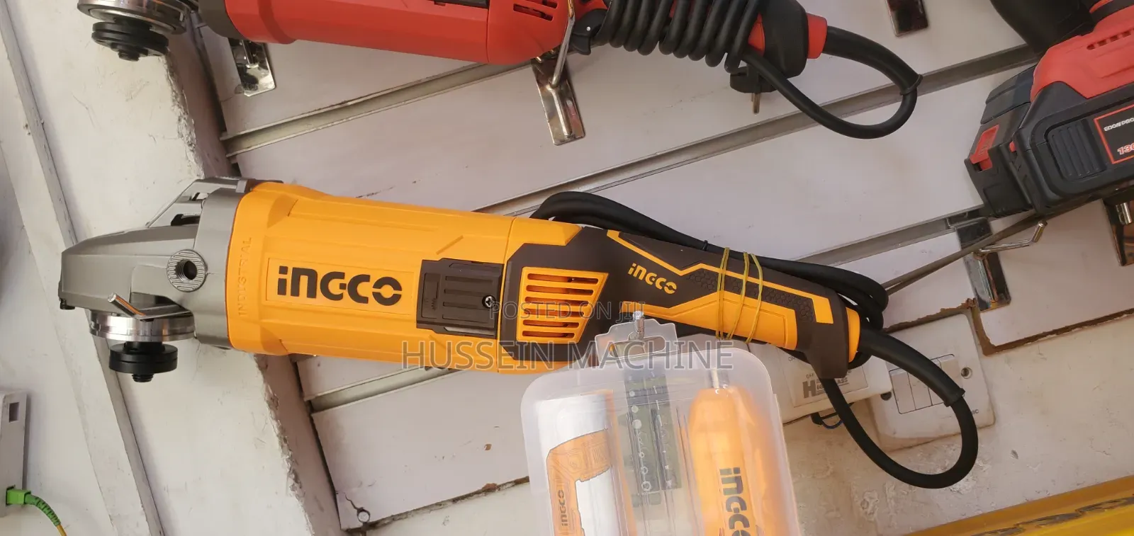 *Angle Grinder Ingco*
▪ 9" New Goods 2200W