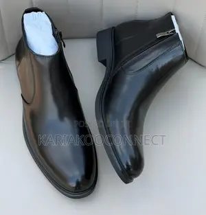 Clarks Men’s Leather Chelsea Boots