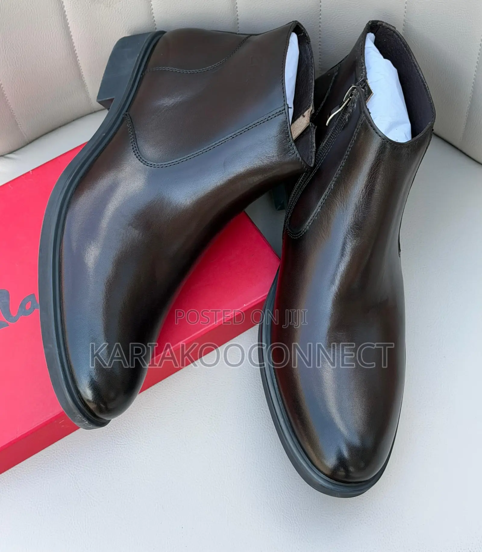 Clarks Men’s Leather Chelsea Boots