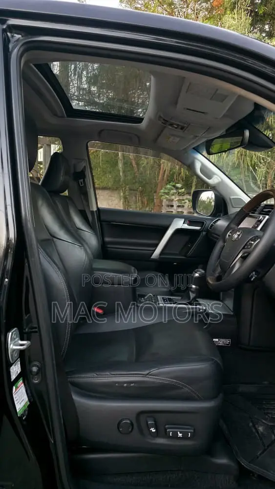 Toyota Land Cruiser Prado 2.8 2020 Black