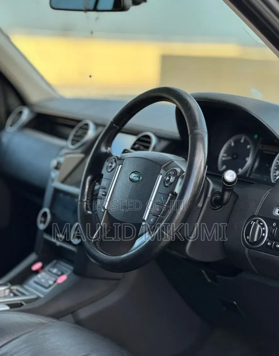 Land Rover Discovery 2016 Gray