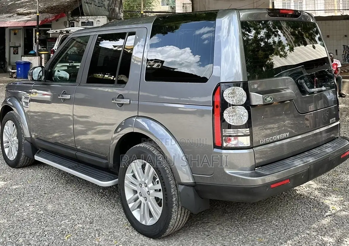 Land Rover Discovery 2016 Gray