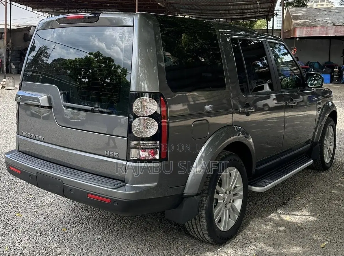 Land Rover Discovery 2016 Gray