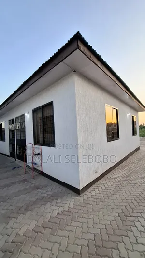 1bdrm Bungalow in Makumbusho Bus Stop, Kijitonyama for rent
