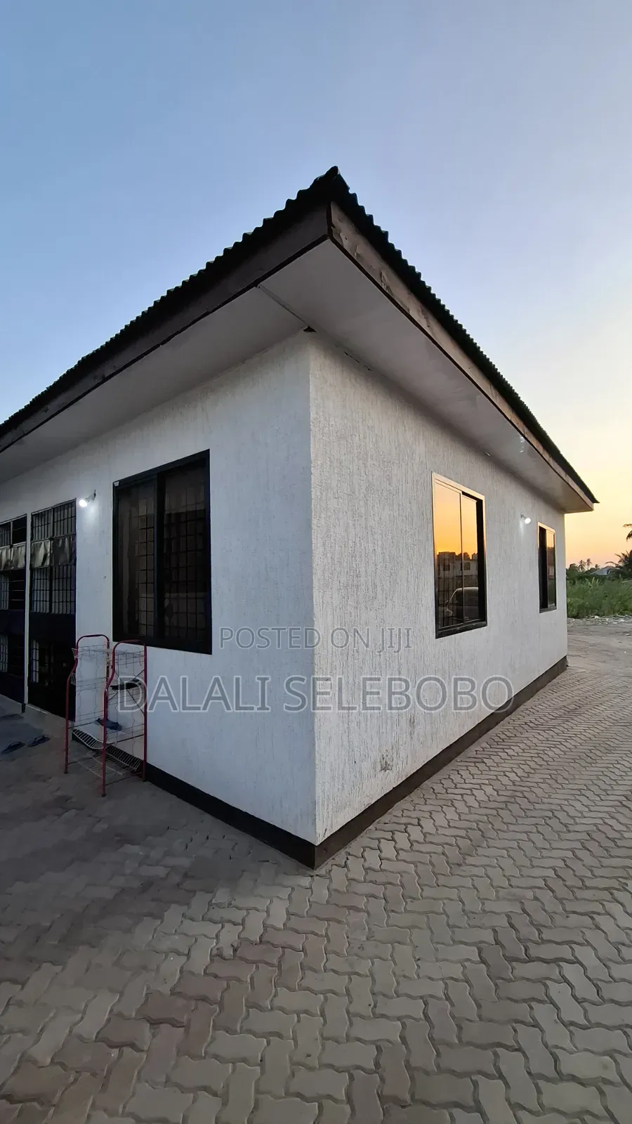 1bdrm Bungalow in Makumbusho Bus Stop, Kijitonyama for rent