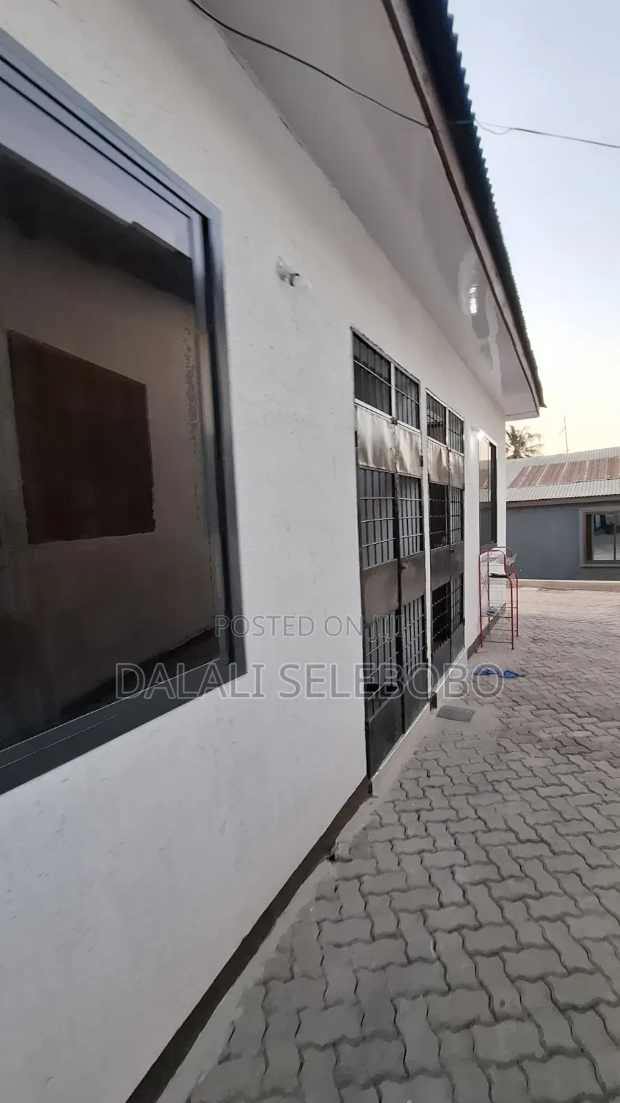 1bdrm Bungalow in Makumbusho Bus Stop, Kijitonyama for rent