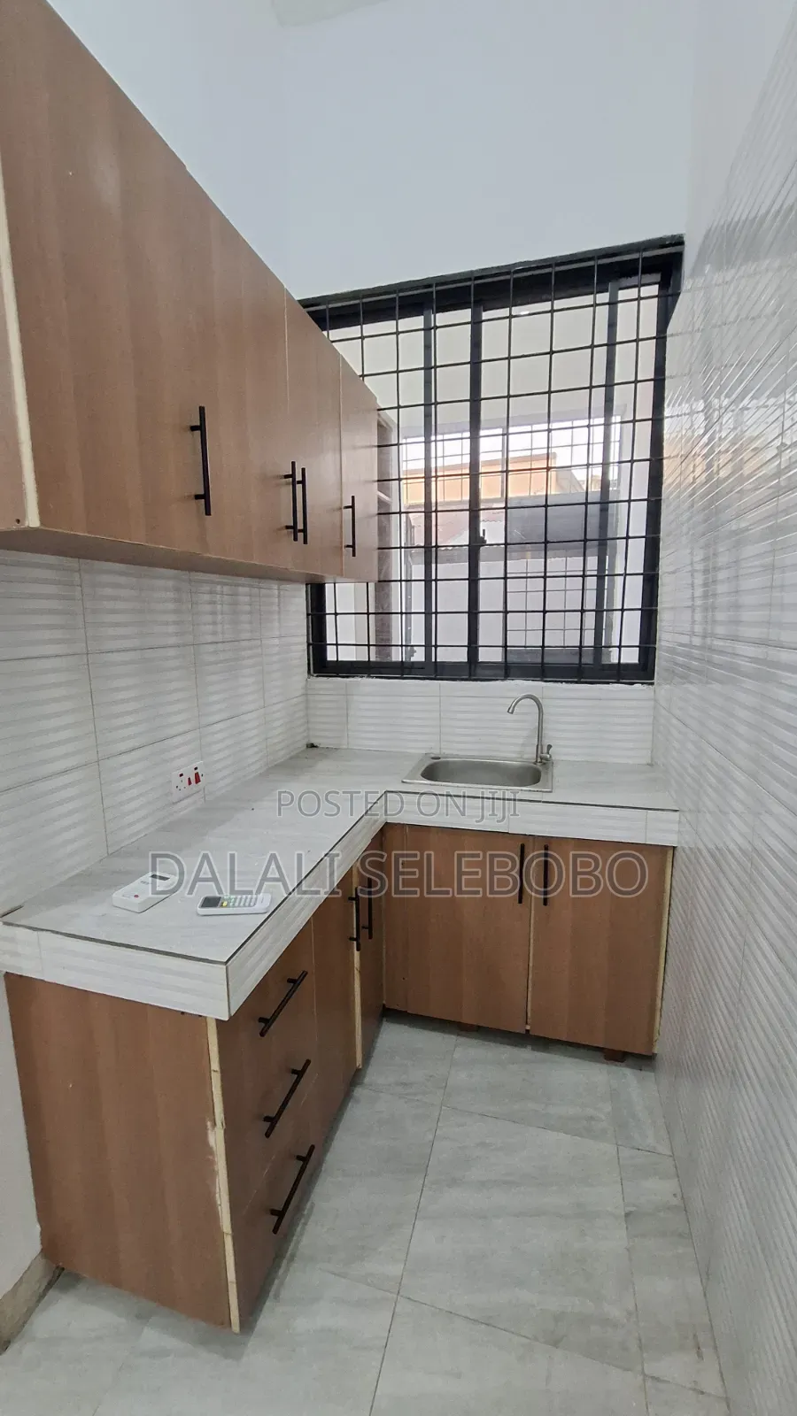 1bdrm Bungalow in Makumbusho Bus Stop, Kijitonyama for rent