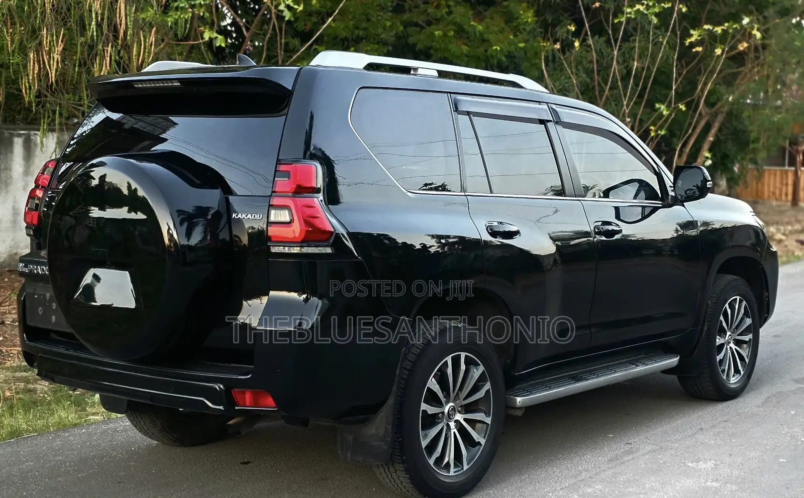 Toyota Land Cruiser Prado 2021 Black