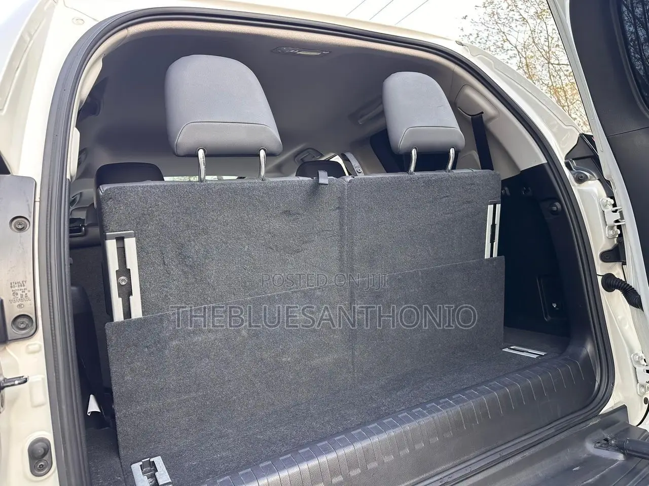 Toyota Land Cruiser Prado 2019 White