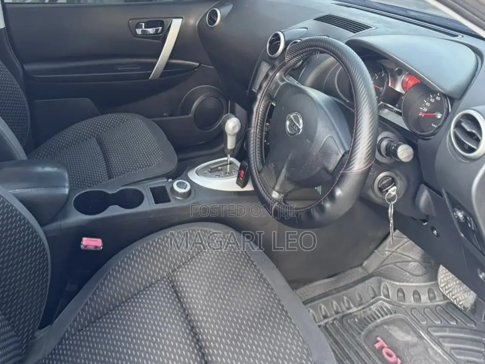 Nissan Dualis 2009 Beige