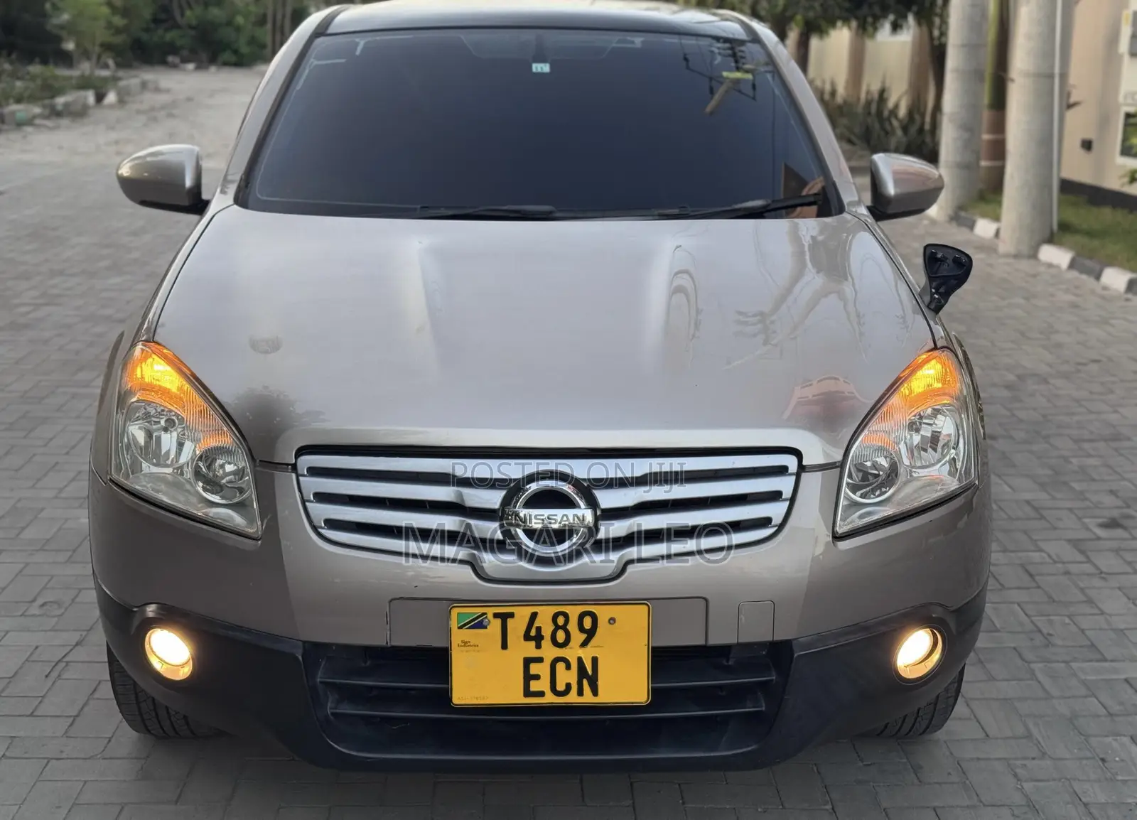 Nissan Dualis 2009 Beige