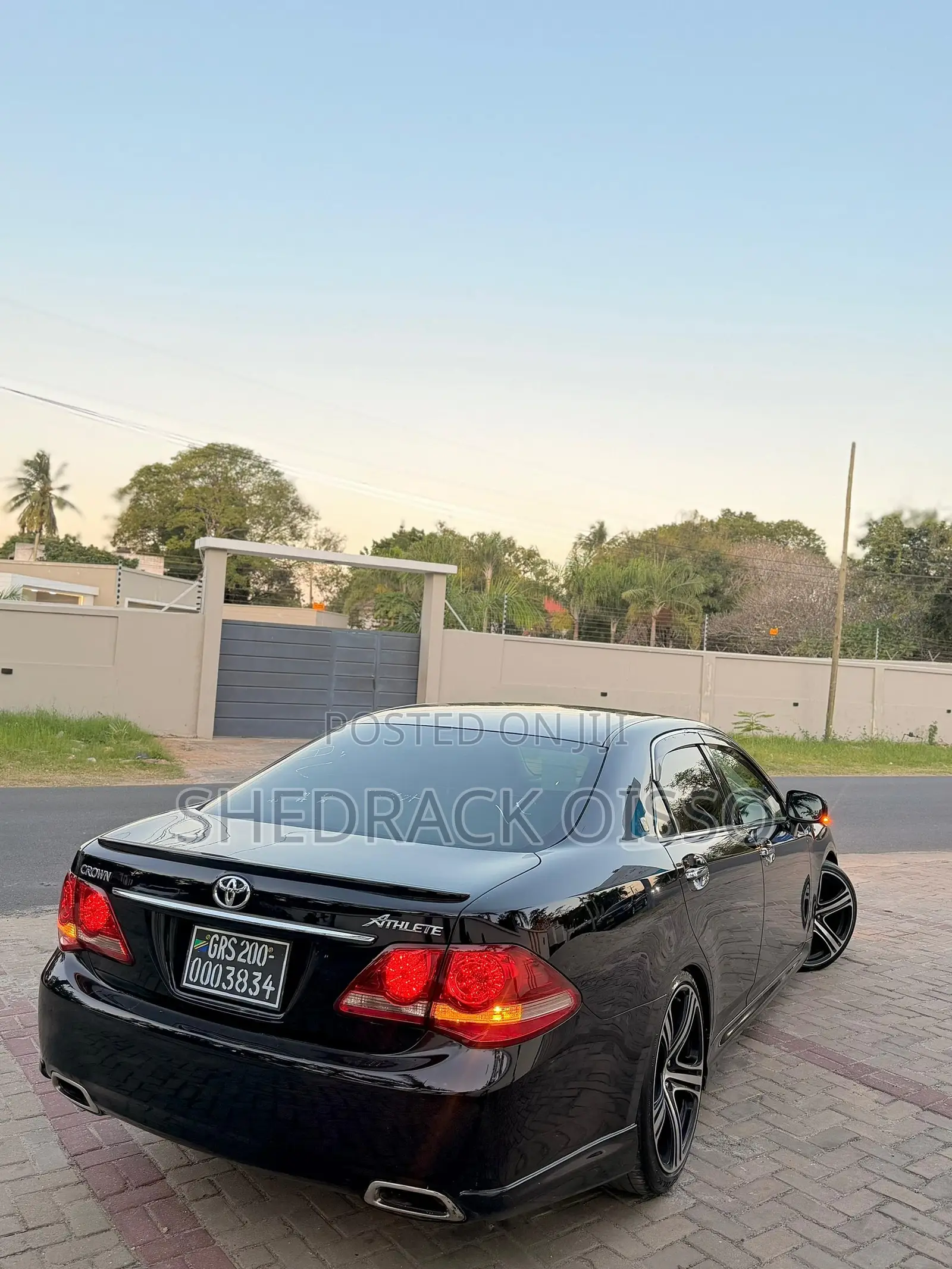 Toyota Crown 2009 Black