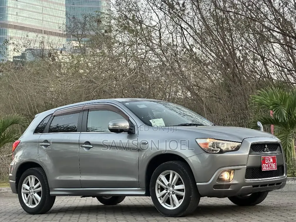 Mitsubishi RVR 2010 Gray