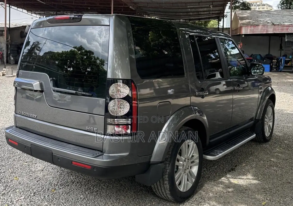 Land Rover Discovery 2016 Gray