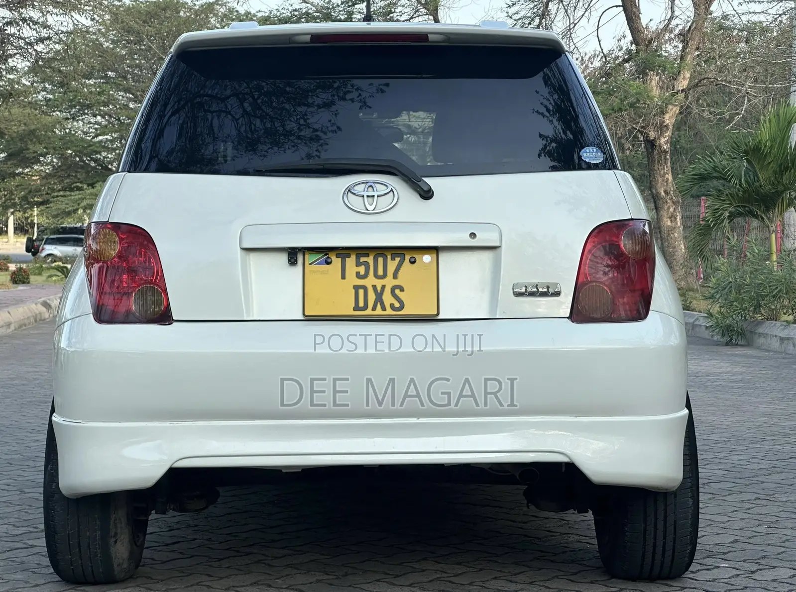 Toyota IST 2004 White