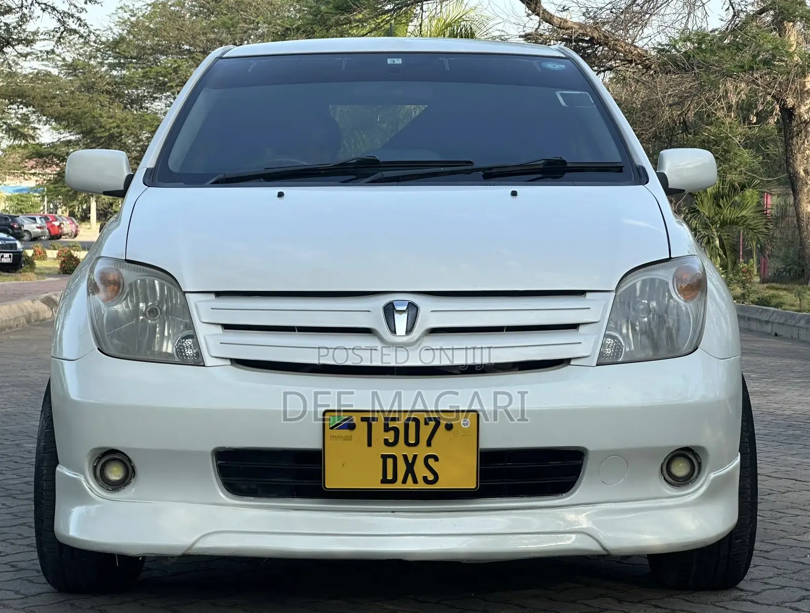 Toyota IST 2004 White