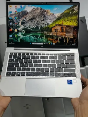 Laptop HP Elitebook 830 G11 16GB Intel Core i5 SSD 512GB
