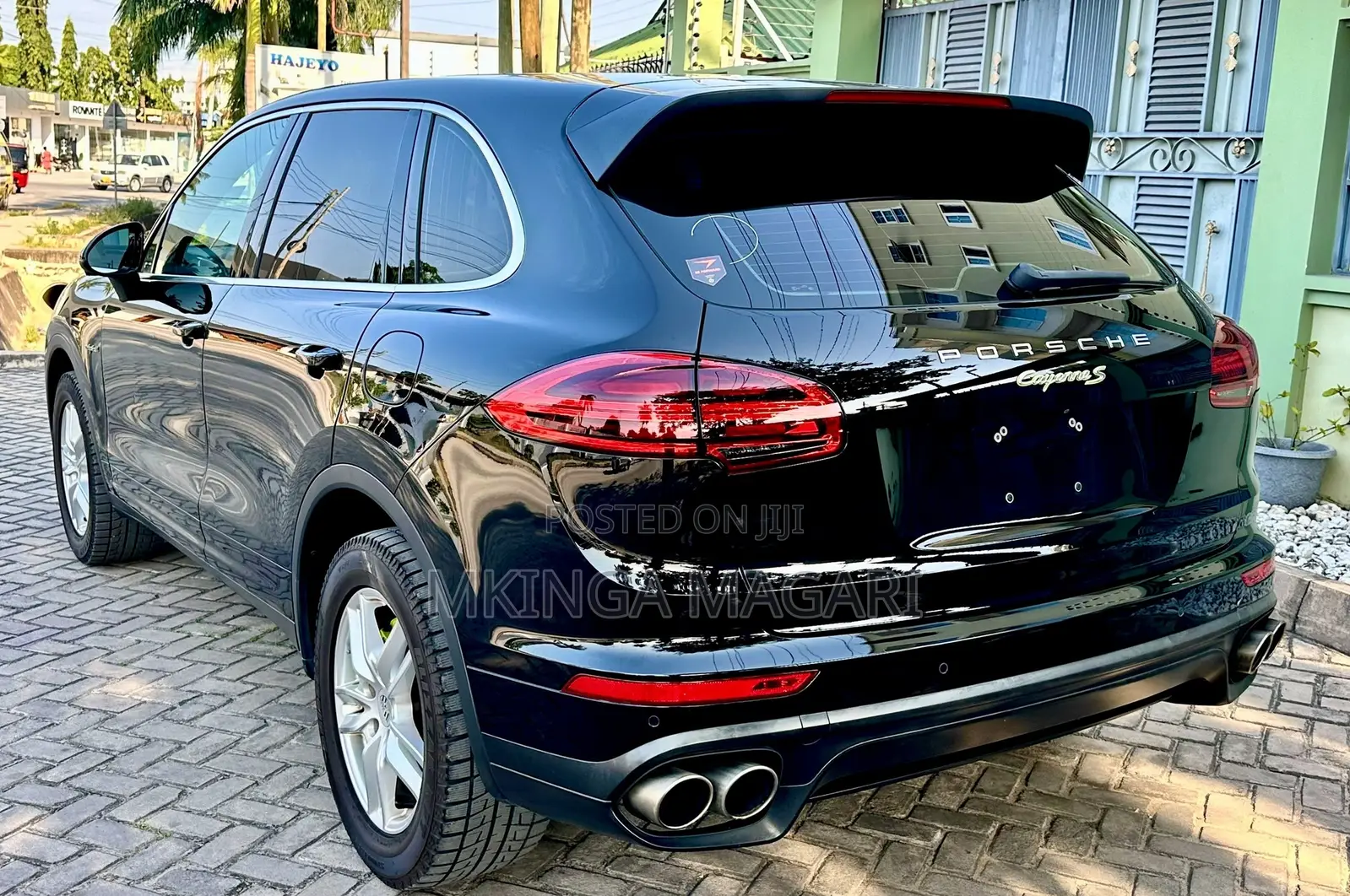 Porsche Cayenne 2016 Black
