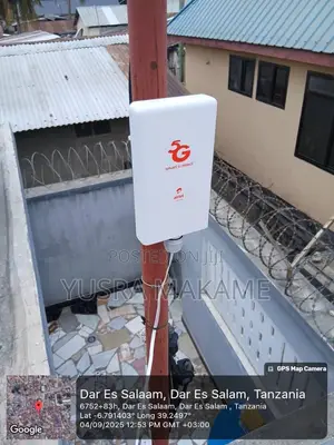 Tunakupa Router Mbili Pamoja Na Power Bank Yake