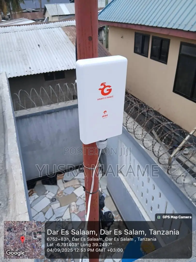 Tunakupa Router Mbili Pamoja Na Power Bank Yake