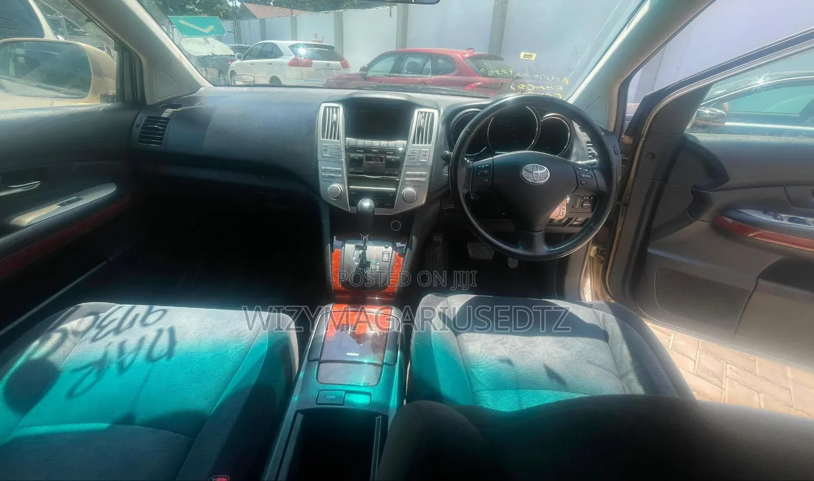 Toyota Harrier 2008 Gold