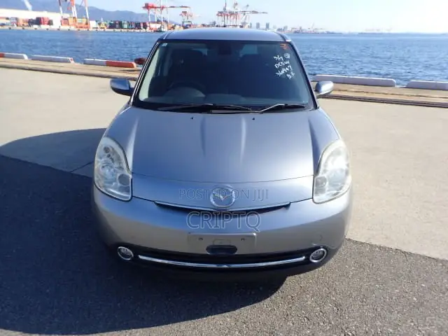 Mazda Verisa 2013 Silver