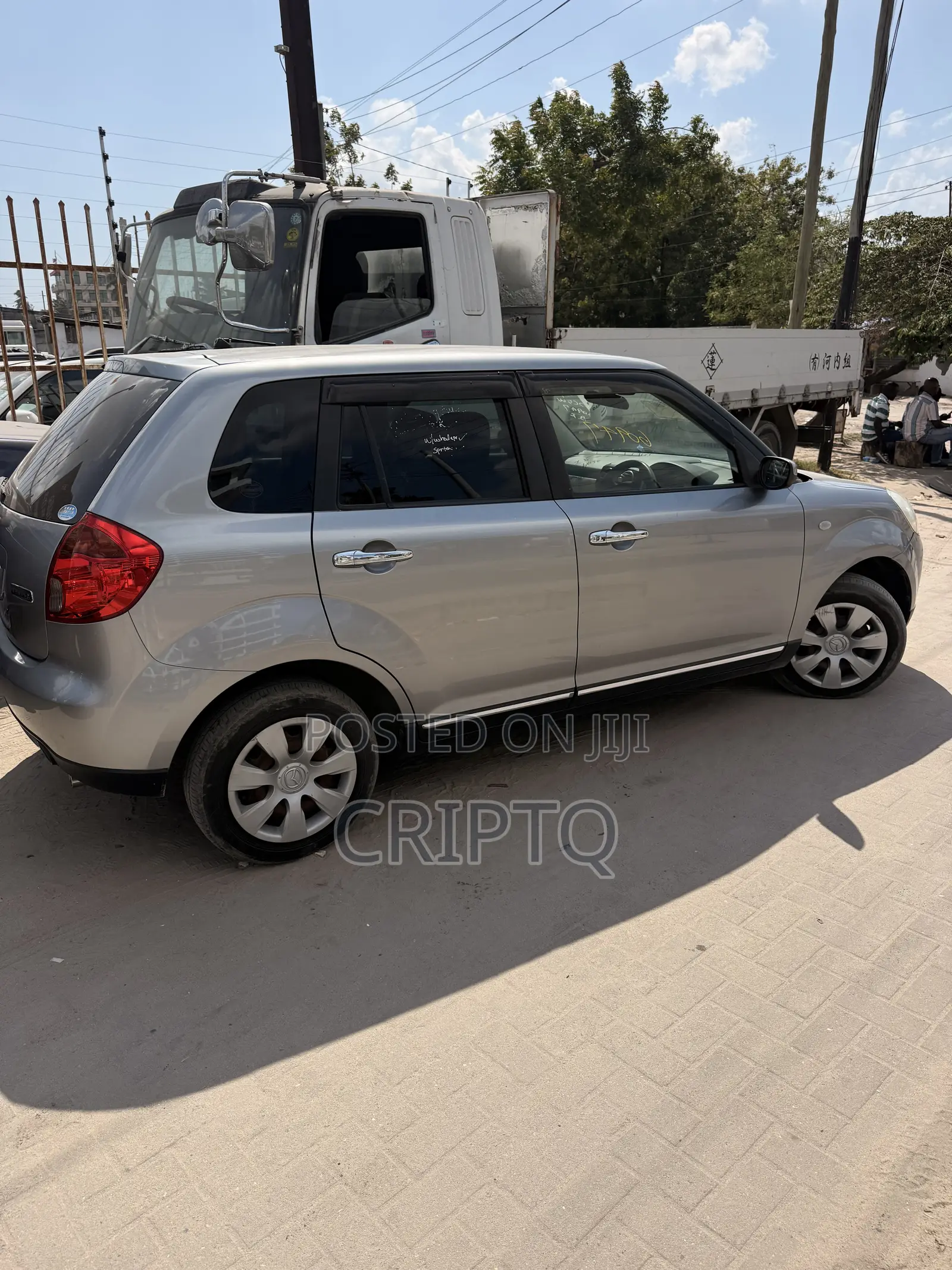 Mazda Verisa 2013 Silver