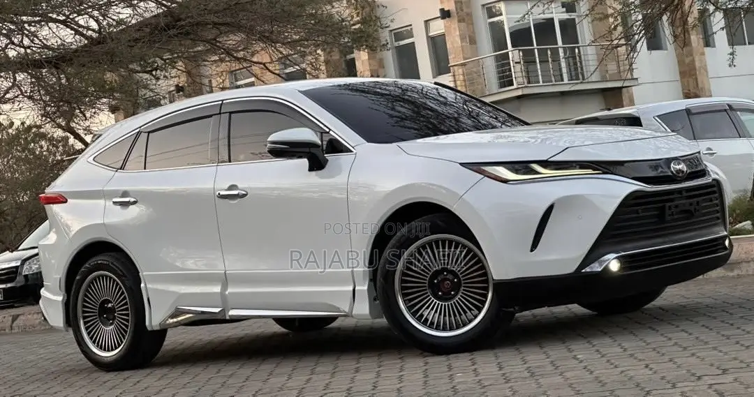 Toyota Harrier Z 2021 White