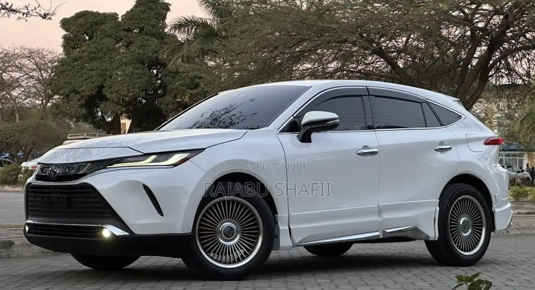 Toyota Harrier Z 2021 White