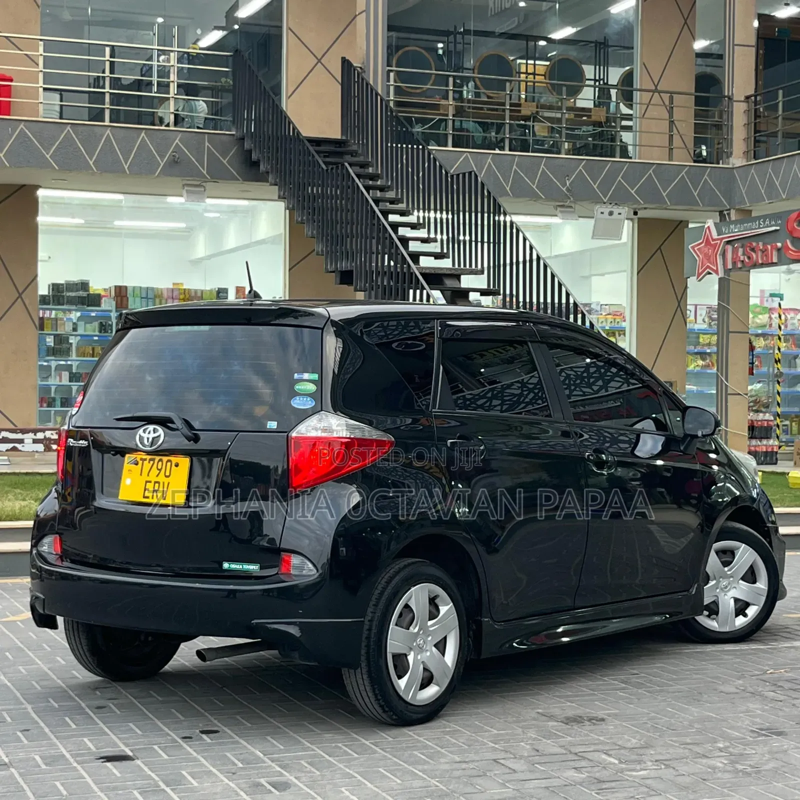 Toyota Ractis 2014 Black