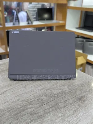 Laptop Dell Latitude 7200 2-in-1 8GB Intel Core i5 SSD 256GB