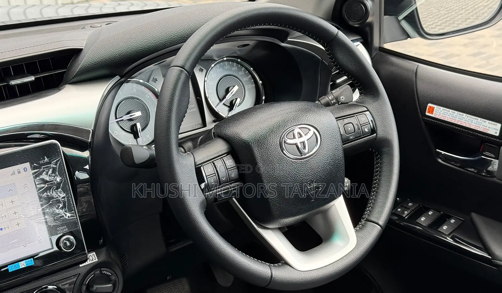 New Toyota Hilux 2026 Black