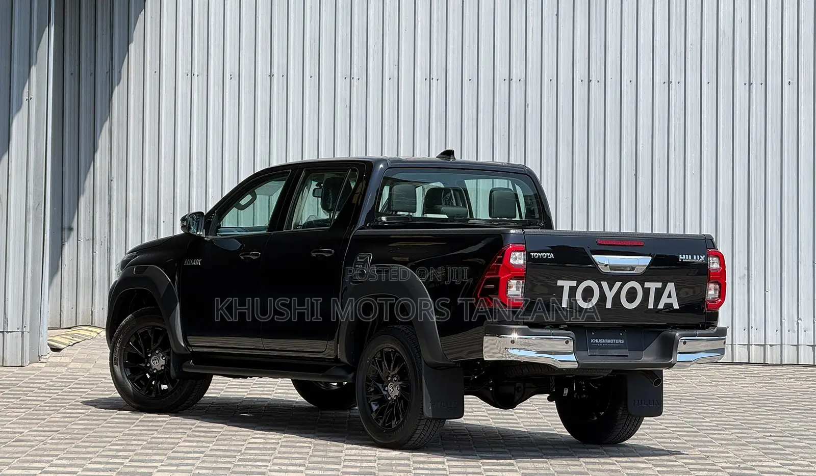 New Toyota Hilux 2026 Black