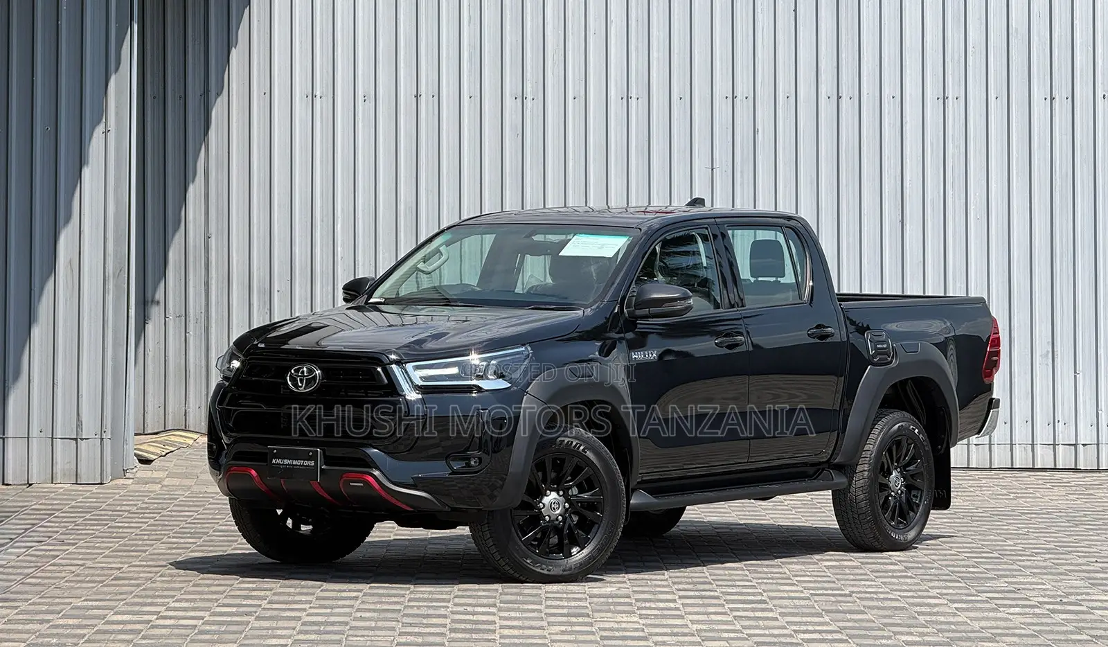 New Toyota Hilux 2026 Black