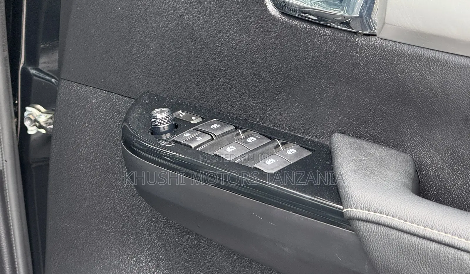 New Toyota Hilux 2026 Black
