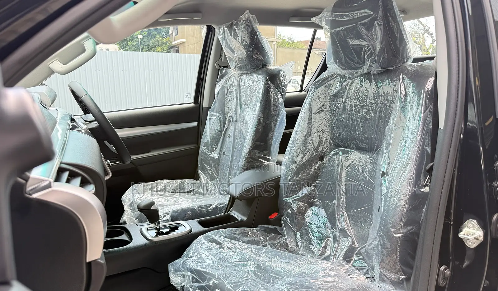 New Toyota Hilux 2026 Black
