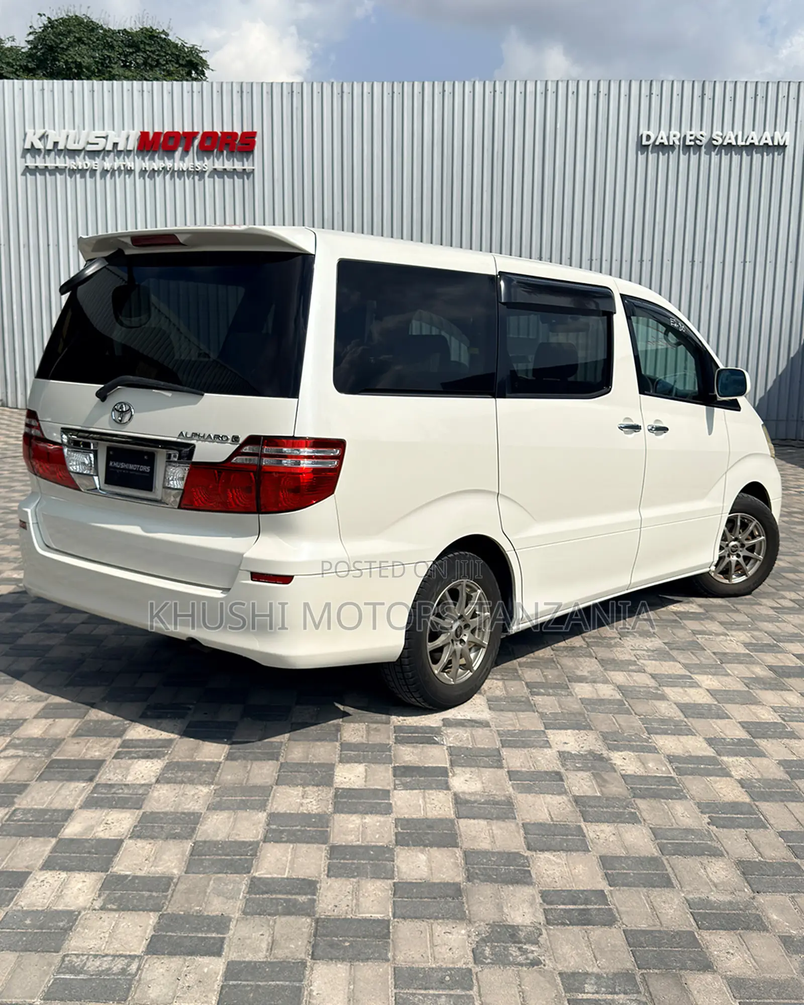 Toyota Alphard 2007 White