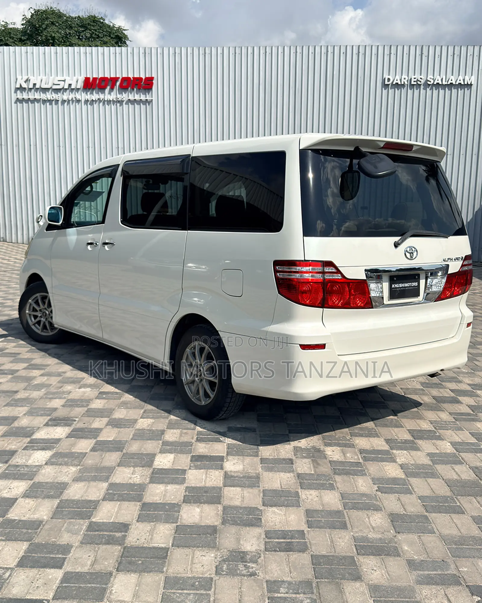 Toyota Alphard 2007 White
