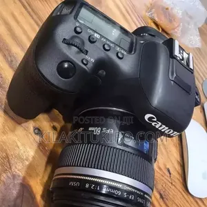 Canon EOS 7D Mark II & Canon EF-S 60mm F/2.8 Macro USM Fixed