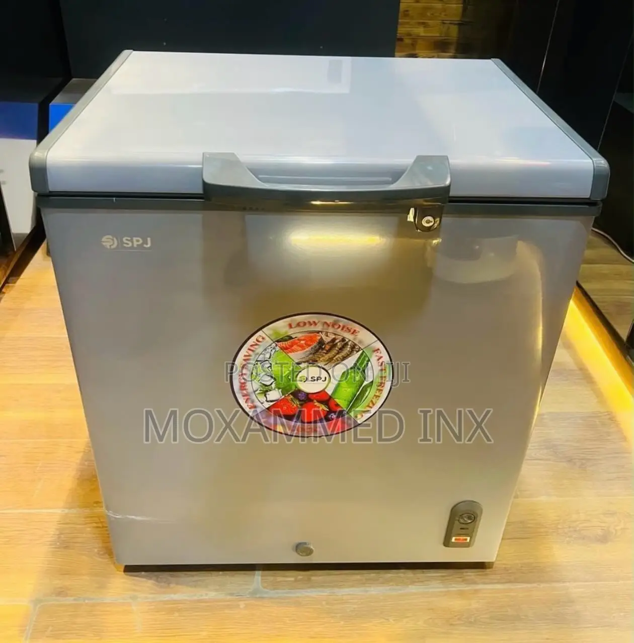 SPJ Freezer - 150l150l Capacityfast Freezingpowerful Compressorinside